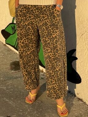 Le Bon Shoppe Arc Pants in Leopard Canvas